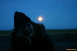 An idea of how dark it was when Bjöggi and Víðar were still climbing, Eva with the moon
